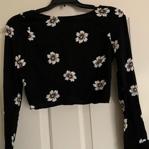 Kendall & Kylie Crop Top Long Sleeve - XS